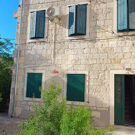 Apartament Rokova 1
