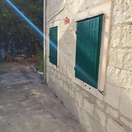 Rokova 1 Apartment *